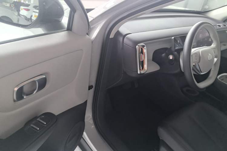 Used Leapmotor B10 2025 510 Joyful Edition Driver Seat