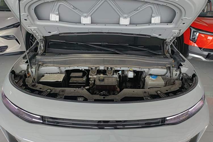 Used Leapmotor B10 2025 510 Joyful Edition Engine Bay