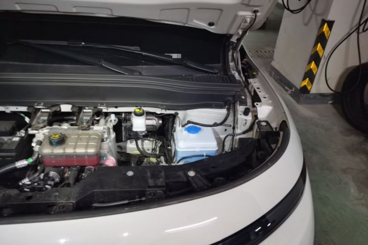 Used Leapmotor B10 2025 600 LiDAR Version Engine Bay Left