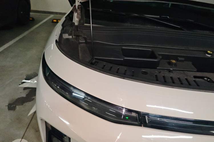 Used Leapmotor B10 2025 600 LiDAR Version Engine Bay Right