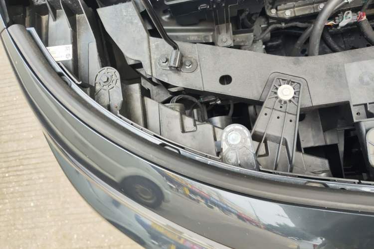 Used Leapmotor B10 2025 510 Joyful Edition Engine Bay Right