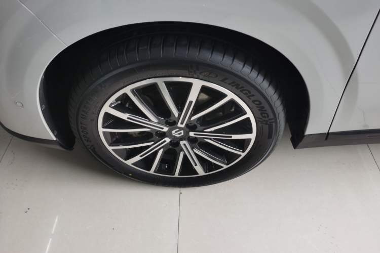 Used Leapmotor B10 2025 510 Joyful Edition Exterior 4