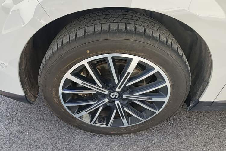 Used Leapmotor B10 2025 510 Joyful Edition Exterior 4