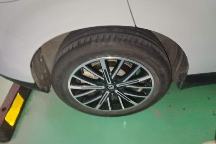 Used Leapmotor B10 2025 510 Joyful Edition Exterior 5