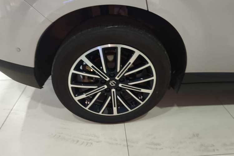 Used Leapmotor B10 2025 510 Joyful Edition Exterior 5