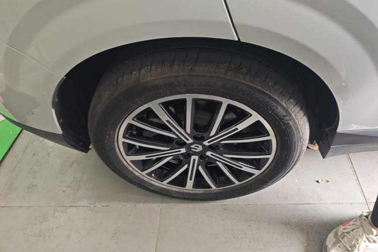 Used Leapmotor B10 2025 510 Joyful Edition Exterior 5
