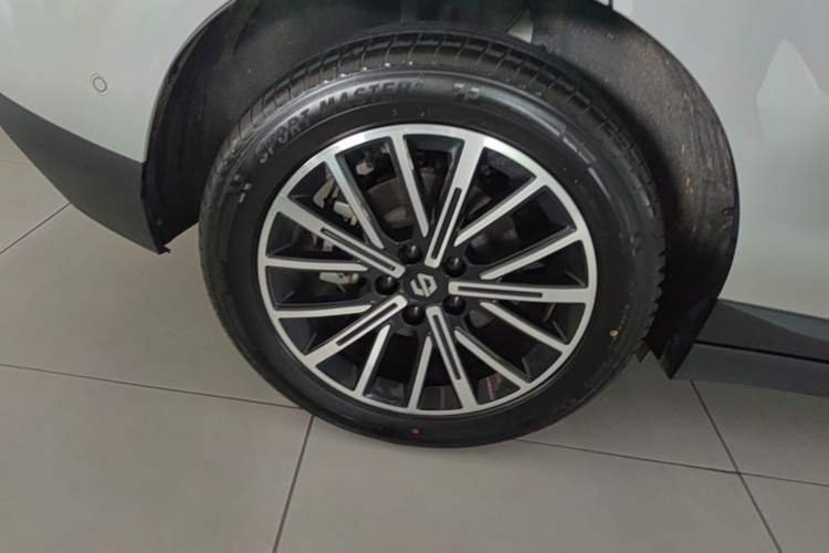 Used Leapmotor B10 2025 510 Joyful Edition Exterior 5