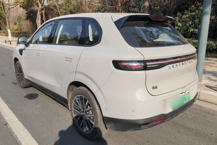 Used Leapmotor B10 2025 510 Joyful Edition Exterior 8