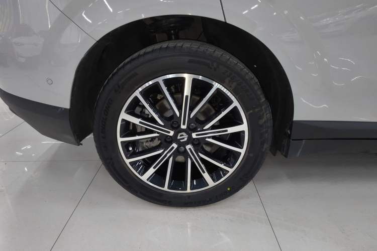 Used Leapmotor B10 2025 510 Joyful Edition Exterior 8