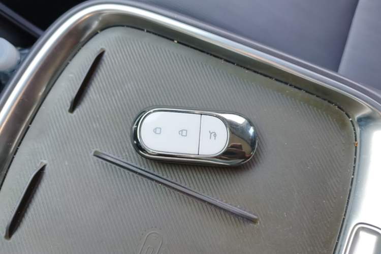 Used Leapmotor B10 2025 510 Joyful Edition Interior 1