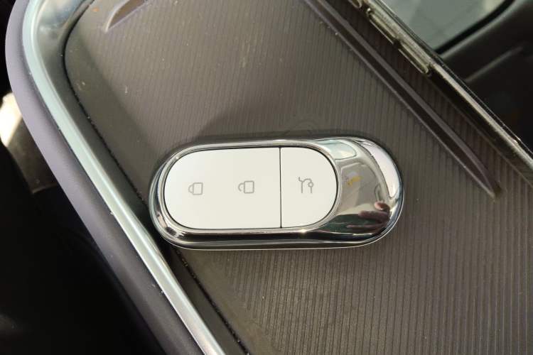Used Leapmotor B10 2025 510 Joyful Edition Interior 1