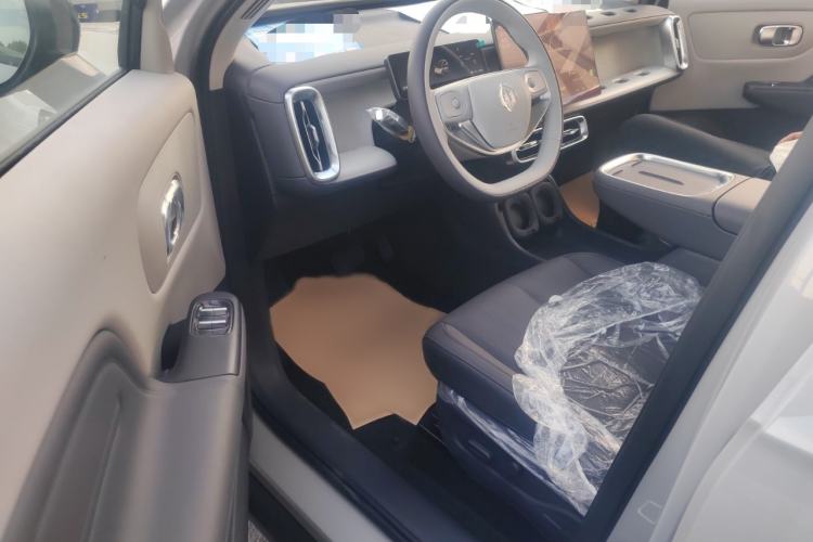 Used Leapmotor B10 2025 600 LiDAR Version Interior 1