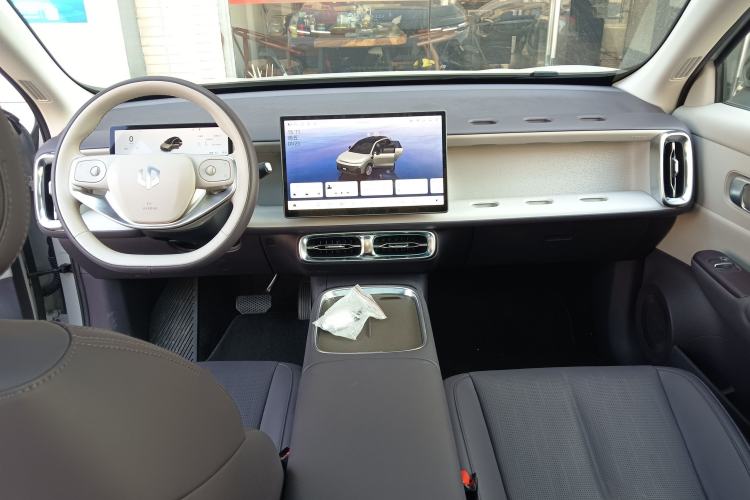 Used Leapmotor B10 2025 510 Joyful Edition Interior 2