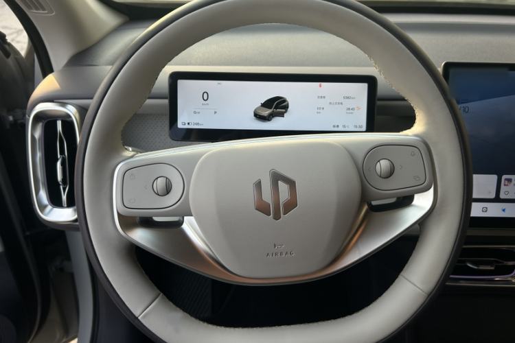 Used Leapmotor B10 2025 510 Joyful Edition Interior 2