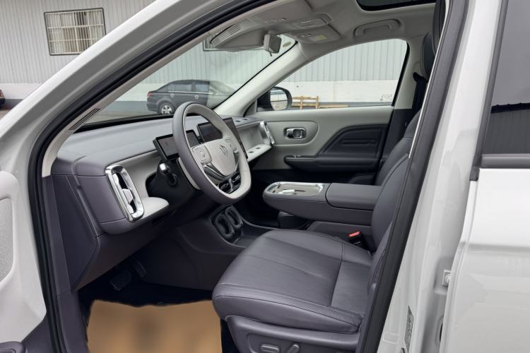 Used Leapmotor B10 2025 510 Joyful Edition Interior 3