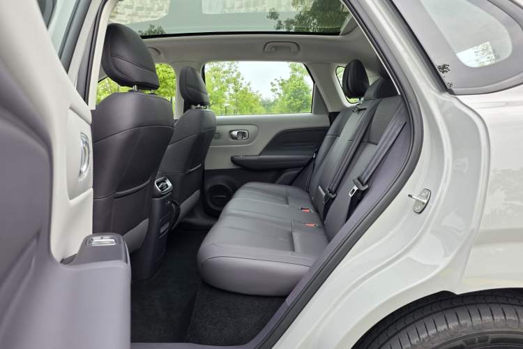 Used Leapmotor B10 2025 510 Joyful Edition Interior 3