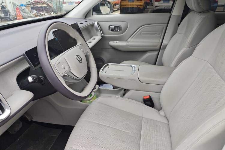 Used Leapmotor B10 2025 510 Joyful Edition Interior 3