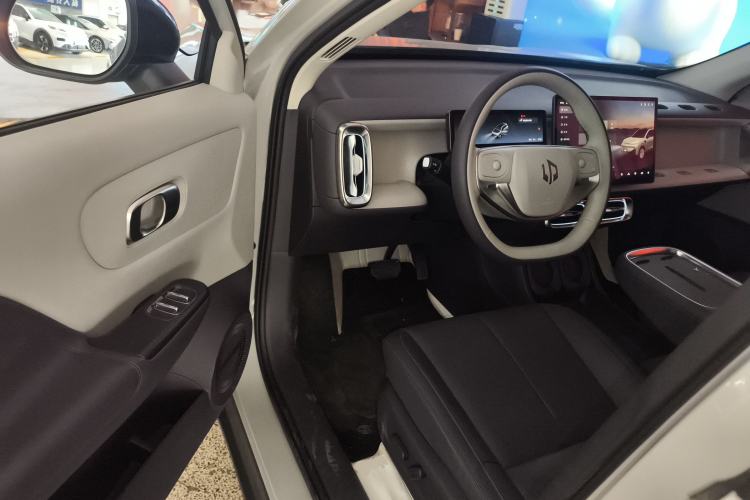 Used Leapmotor B10 2025 510 Joyful Edition Interior 3
