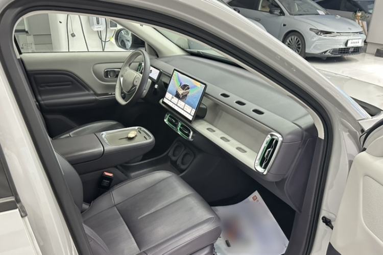 Used Leapmotor B10 2025 510 Joyful Edition Interior 4