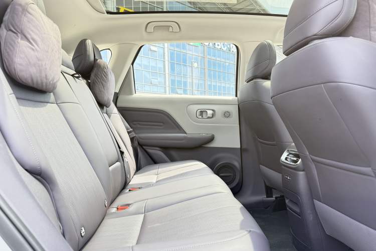 Used Leapmotor B10 2025 510 Joyful Edition Interior 7