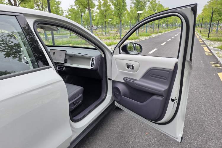 Used Leapmotor B10 2025 510 Joyful Edition Interior 8