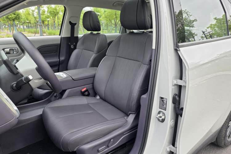 Used Leapmotor B10 2025 510 Joyful Edition Left Front Seat