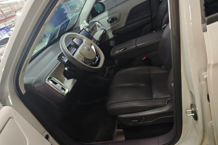 Used Leapmotor B10 2025 510 LiDAR Version Left Front Seat
