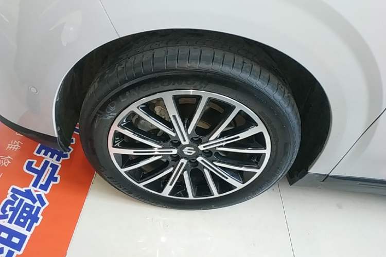 Used Leapmotor B10 2025 510 Joyful Edition Left Front Wheel Hub