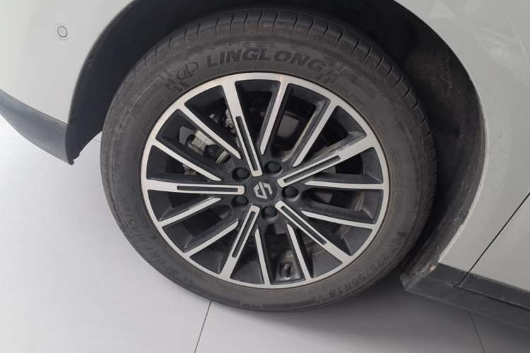 Used Leapmotor B10 2025 510 Joyful Edition Left Front Wheel Hub