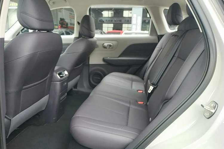 Used Leapmotor B10 2025 600 LiDAR Version Left Rear Seat