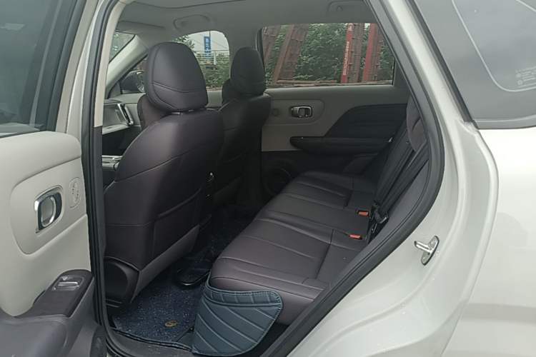 Used Leapmotor B10 2025 510 Joyful Edition Left Rear Seat