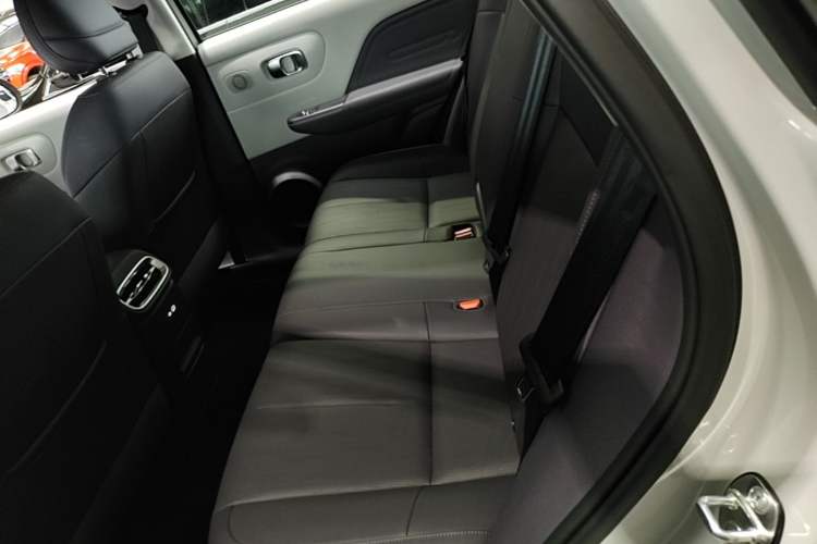 Used Leapmotor B10 2025 510 Joyful Edition Left Rear Seat