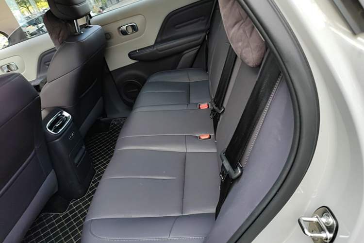 Used Leapmotor B10 2025 510 Joyful Edition Left Rear Seat