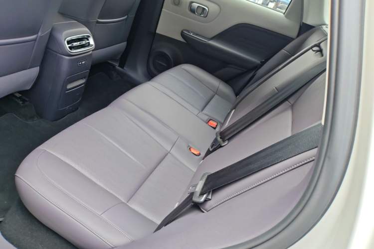 Used Leapmotor B10 2025 510 Joyful Edition Left Rear Seat