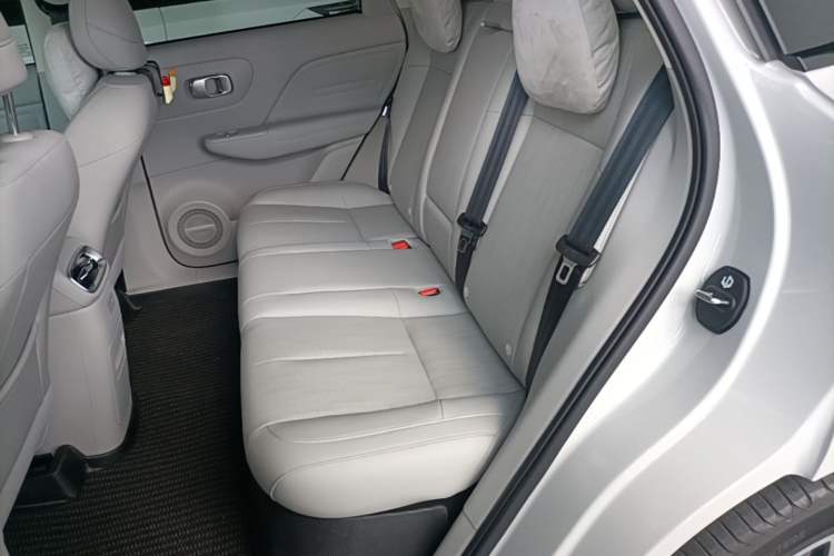 Used Leapmotor B10 2025 600 LiDAR Version Left Rear Seat