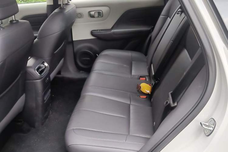Used Leapmotor B10 2025 510 Joyful Edition Left Rear Seat