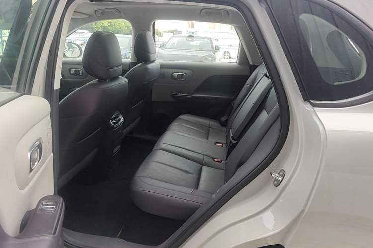 Used Leapmotor B10 2025 510 Joyful Edition Left Rear Seat