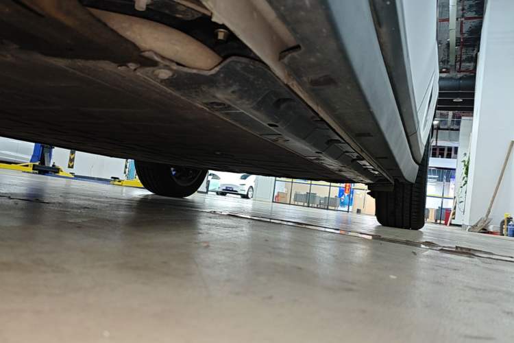 Used Leapmotor B10 2025 510 Joyful Edition Left Side Sill