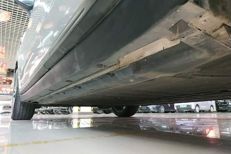 Used Leapmotor B10 2025 510 Joyful Edition Left Side Sill