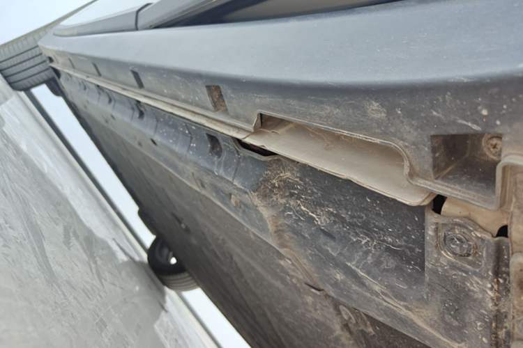 Used Leapmotor B10 2025 510 Joyful Edition Left Side Sill