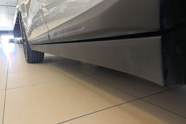 Used Leapmotor B10 2025 510 Joyful Edition Left Side Sill