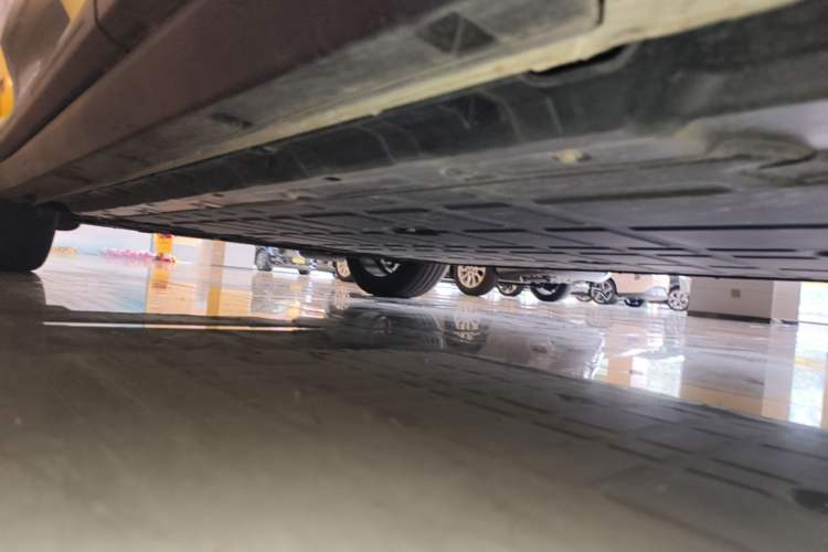 Used Leapmotor B10 2025 510 Joyful Edition Left Side Sill