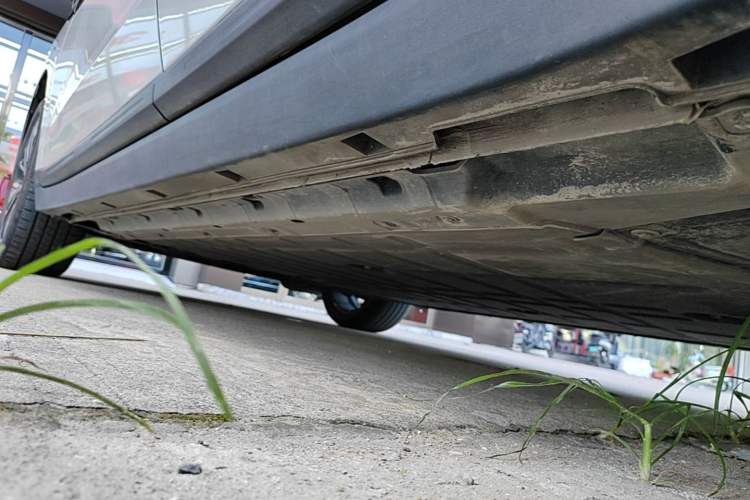 Used Leapmotor B10 2025 510 Joyful Edition Left Side Sill