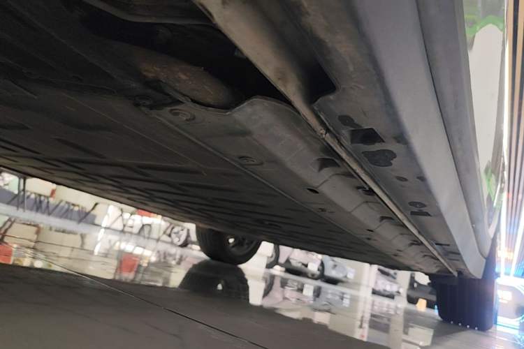 Used Leapmotor B10 2025 510 Joyful Edition Left Side Sill