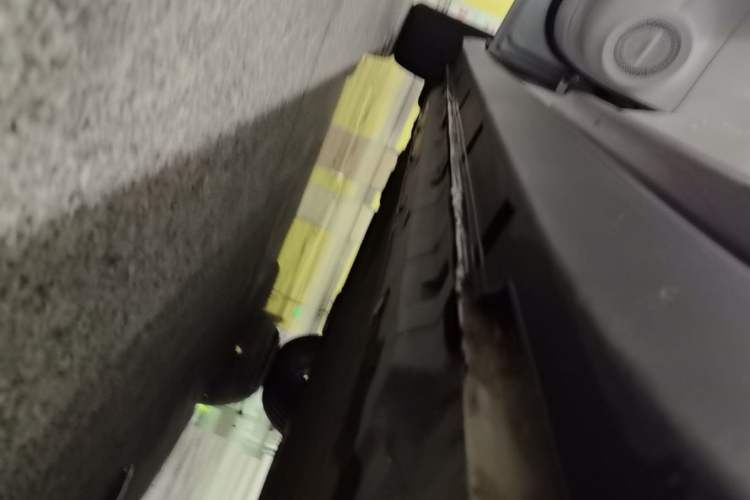 Used Leapmotor B10 2025 510 Joyful Edition Left Side Sill
