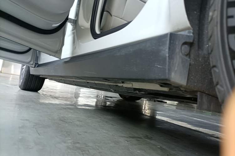 Used Leapmotor B10 2025 600 LiDAR Version Left Side Sill
