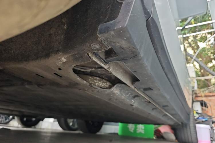 Used Leapmotor B10 2025 510 Joyful Edition Left Side Sill