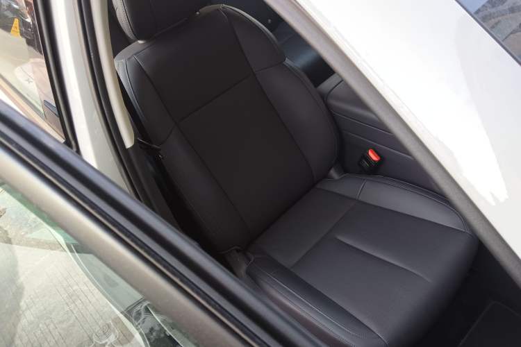 Used Leapmotor B10 2025 510 Joyful Edition Right Front Seat