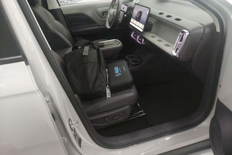 Used Leapmotor B10 2025 510 Joyful Edition Right Front Seat