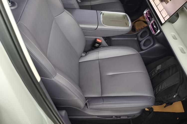 Used Leapmotor B10 2025 510 Joyful Edition Right Front Seat
